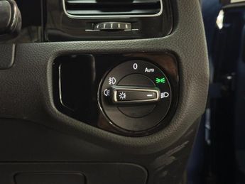 Volkswagen Golf 1.4 TSI BlueMotion Tech ACT GT Hatchback 5dr Petrol DSG Euro 6 (