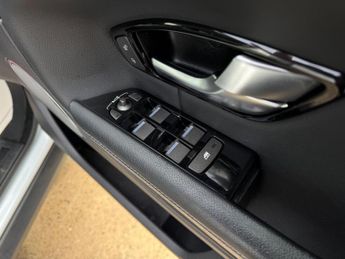 Land Rover Range Rover Evoque 2.0 TD4 SE Tech Auto 4WD Euro 6 (s/s) 5dr