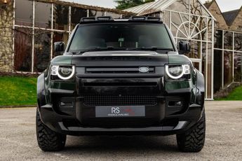 Land Rover Defender 110 3.0 D300 MHEV X-Dynamic HSE SUV 5dr Diesel Auto 4WD Euro 6 (s/s)