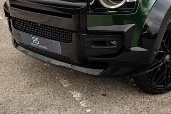 Land Rover Defender 110 3.0 D300 MHEV X-Dynamic HSE SUV 5dr Diesel Auto 4WD Euro 6 (s/s)