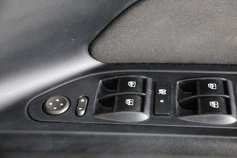 Fiat Tipo 1.5 FireFly Turbo MHEV Cross DCT Euro 6 (s/s) 5dr