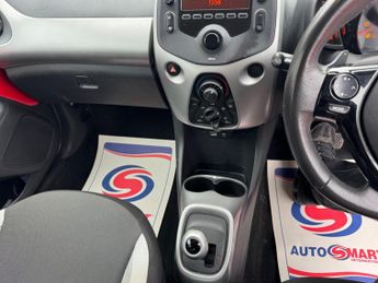 Toyota AYGO 1.0 VVT-i x-play x-shift Euro 5 5dr Euro 5