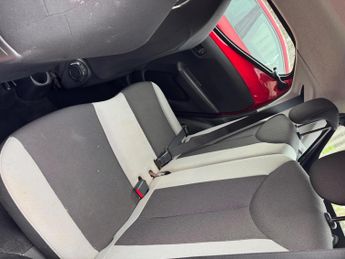 Toyota AYGO 1.0 VVT-i x-play x-shift Euro 5 5dr Euro 5