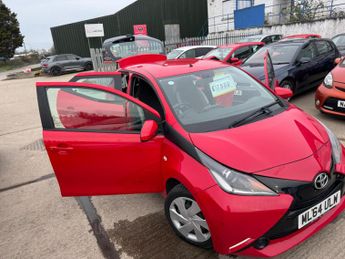 Toyota AYGO 1.0 VVT-i x-play x-shift Euro 5 5dr Euro 5