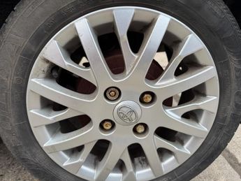 Toyota AYGO 1.0 VVT-i Platinum MultiMode Euro 4 5dr (AC)