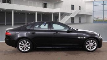 Jaguar XF 2.0d R-Sport Saloon 4dr Diesel Auto AWD Euro 6 (s/s) (180 ps)