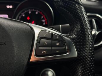 Mercedes-Benz GLA 1.6 GLA200 AMG Line 7G-DCT Euro 6 (s/s) 5dr