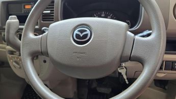 Suzuki Every Wagon Wagon Every 650 cc auto - Mazda Scrum