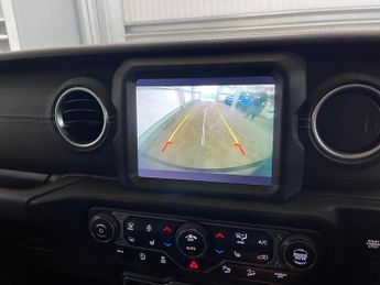 Jeep Wrangler 2.0 GME Overland Auto 4WD Euro 6 (s/s) 4dr