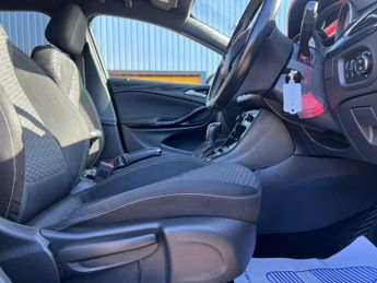 Vauxhall Astra 1.4i Turbo SRi Nav Sports Tourer Auto Euro 6 (s/s) 5dr