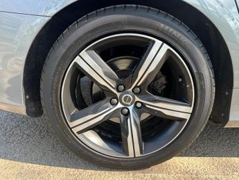 Volvo V90 2.0 D4 R-Design Auto Euro 6 (s/s) 5dr