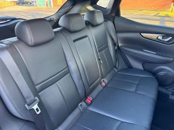 Nissan Qashqai 1.6 dCi Tekna XTRON 2WD Euro 6 (s/s) 5dr