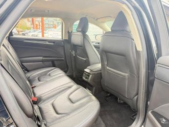 Ford Mondeo 2.0 TiVCT Titanium Edition CVT Euro 6 (s/s) 4dr (18 inch alloys)