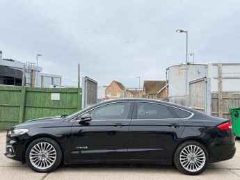 Ford Mondeo 2.0 TiVCT Titanium Edition CVT Euro 6 (s/s) 4dr (18 inch alloys)
