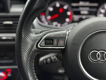 Audi A6 Saloon 2.0 TDI Black Edition S Tronic quattro Euro 6 (s/s) 4dr