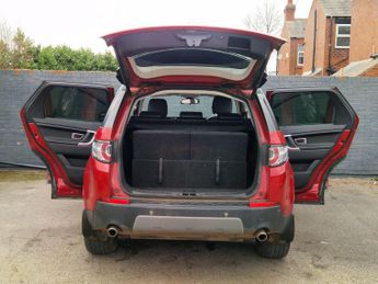 Land Rover Discovery Sport 2.0 TD4 SE Tech Auto 4WD Euro 6 (s/s) 5dr