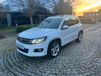 Volkswagen Tiguan 2.0 TDI BlueMotion Tech R-Line DSG 4WD Euro 5 (s/s) 5dr