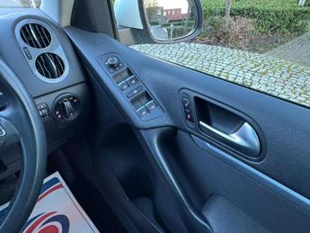 Volkswagen Tiguan 2.0 TDI BlueMotion Tech Match Edition DSG 4WD Euro 6 (s/s) 5dr