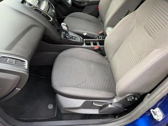 Ford Focus 1.0T EcoBoost Titanium Auto Euro 6 (s/s) 5dr