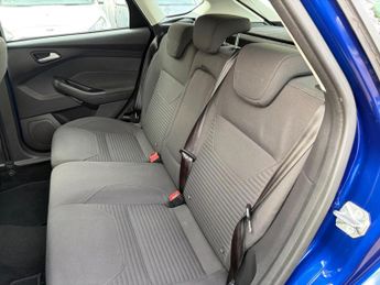 Ford Focus 1.0T EcoBoost Titanium Auto Euro 6 (s/s) 5dr
