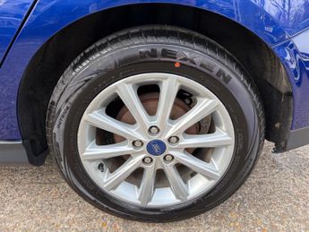 Ford Focus 1.0T EcoBoost Titanium Auto Euro 6 (s/s) 5dr