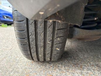 Ford Focus 1.0T EcoBoost Titanium Auto Euro 6 (s/s) 5dr