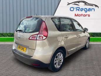 Renault Scenic 1.5 dCi Expression Euro 5 5dr