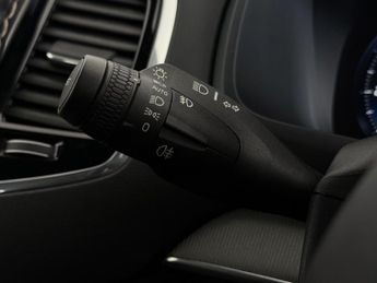 Volvo XC90 2.0h T8 Twin Engine 11.6kWh R-Design Pro Auto 4WD Euro 6 (s/s) 5