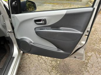 Nissan Pixo 1.0 n-tec Euro 5 5dr