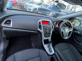 Vauxhall Astra 1.6i SRi Auto Euro 6 5dr