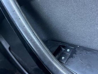 Vauxhall Astra 1.6i SRi Auto Euro 6 5dr