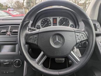 Mercedes-Benz B Class 1.5 B160 Sport MPV 5dr Petrol CVT (173 g/km, 95 bhp)