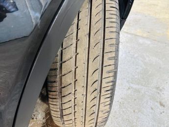 Land Rover Range Rover Evoque 2.2 SD4 Dynamic Auto 4WD Euro 5 5dr