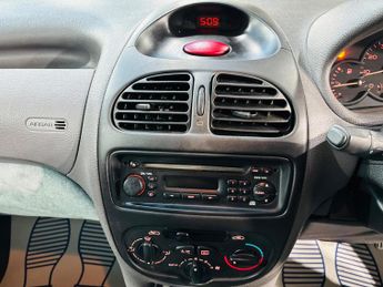 Peugeot 206 1.4 LX 5dr