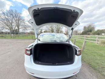 Tesla Model 3 (Dual Motor) Long Range Auto 4WDE 4dr