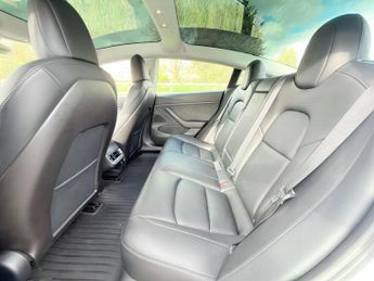 Tesla Model 3 (Dual Motor) Long Range Auto 4WDE 4dr