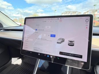 Tesla Model 3 (Dual Motor) Long Range Auto 4WDE 4dr