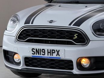 MINI Countryman 1.5 7.6kWh Cooper SE Classic Auto ALL4 Euro 6 (s/s) 5dr