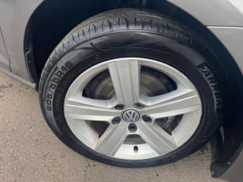 Volkswagen Golf 1.6 TDI BlueMotion Tech Match DSG Euro 5 (s/s) 5dr