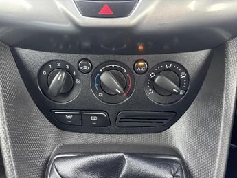 Ford Transit Connect 1.6 TDCi 200 Trend Panel Van 4dr Diesel Manual L1 H1 (124 g/km, 