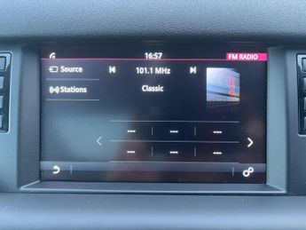 Land Rover Discovery Sport 2.0 TD4 HSE Auto 4WD Euro 6 (s/s) 5dr