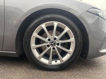 Mercedes-Benz A Class 1.5 A180d Sport 7G-DCT Euro 6 (s/s) 5dr