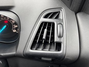 Ford Kuga 1.5T EcoBoost Zetec Auto AWD Euro 6 (s/s) 5dr