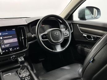 Volvo V90 Cross Country 2.0 T5 Auto AWD Euro 6 (s/s) 5dr