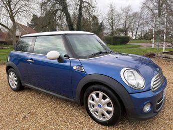 MINI Hatch 1.6 Cooper D London 2012 Hatchback 3dr Diesel Manual Euro 5 (s/s