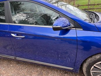 Hyundai IONIQ 38.3kWh Premium Auto 5dr