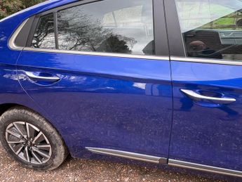Hyundai IONIQ 38.3kWh Premium Auto 5dr