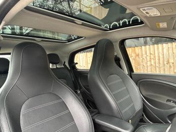 Smart forfour 17.6kWh Prime Exclusive Auto 5dr (22kW Charger)