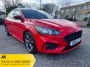 Ford Focus 1.0T EcoBoost ST-Line Euro 6 (s/s) 5dr