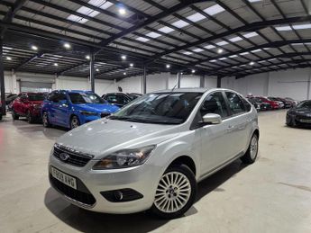 Ford Focus 1.6 Titanium 5dr